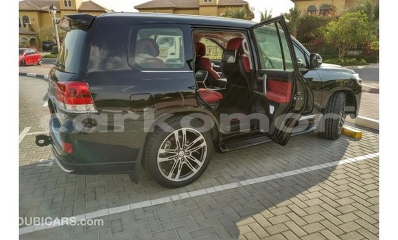 Buy Import Toyota Land Cruiser Black Car in Import - Dubai in Great Comore Buy Import Toyota Land Cruiser Black Car in Import - Dubai in Great Comore