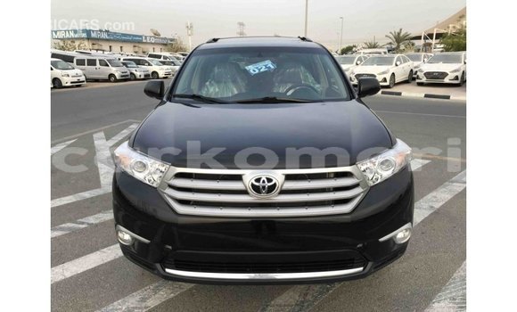 Acheter Import Voiture Toyota Highlander Noir à Import - Dubai, Grande Comore Acheter Import Voiture Toyota Highlander Noir à Import - Dubai, Grande Comore
