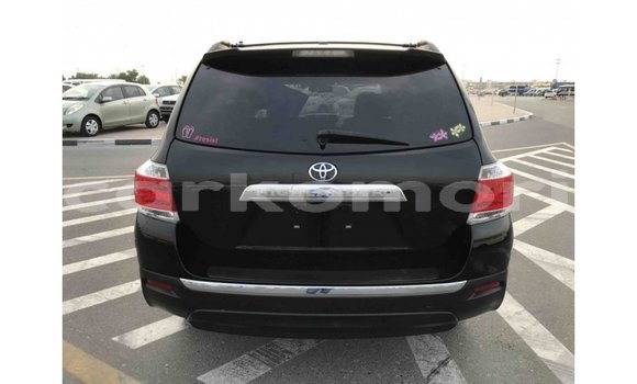 Acheter Import Voiture Toyota Highlander Noir à Import - Dubai, Grande Comore Acheter Import Voiture Toyota Highlander Noir à Import - Dubai, Grande Comore