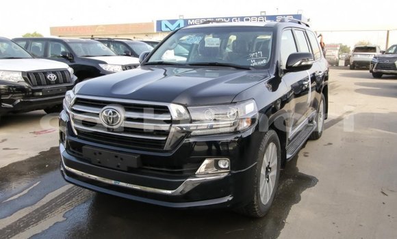 Buy Import Toyota Land Cruiser Black Car in Import - Dubai in Great Comore Buy Import Toyota Land Cruiser Black Car in Import - Dubai in Great Comore