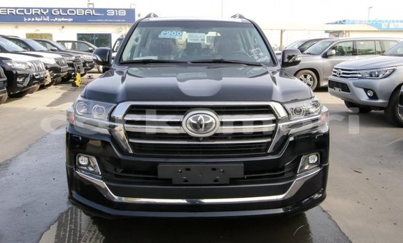 Buy Import Toyota Land Cruiser Black Car in Import - Dubai in Great Comore Buy Import Toyota Land Cruiser Black Car in Import - Dubai in Great Comore