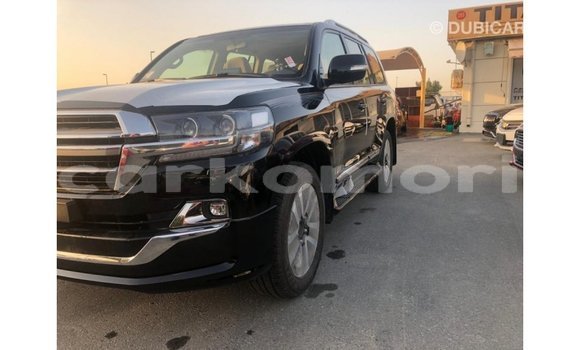 Buy Import Toyota Land Cruiser Black Car in Import - Dubai in Great Comore Buy Import Toyota Land Cruiser Black Car in Import - Dubai in Great Comore
