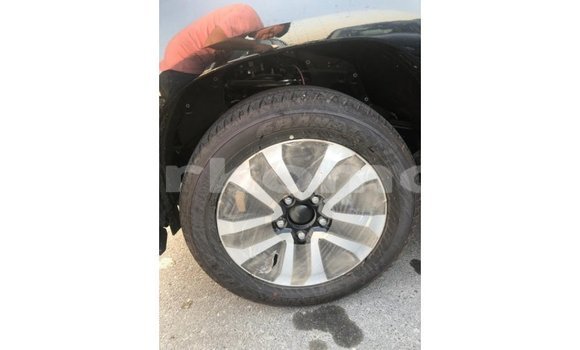 Buy Import Toyota Land Cruiser Black Car in Import - Dubai in Great Comore Buy Import Toyota Land Cruiser Black Car in Import - Dubai in Great Comore