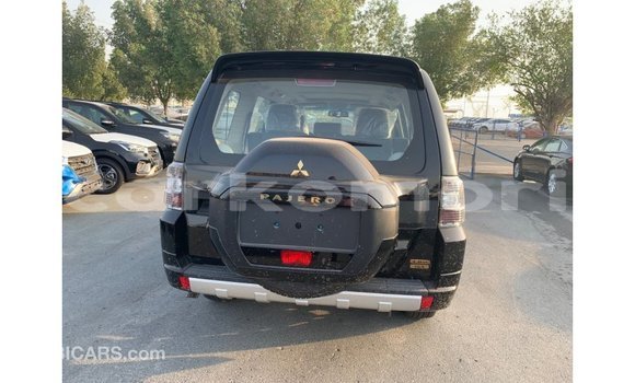Buy Import Mitsubishi Pajero Black Car in Import - Dubai in Great Comore Buy Import Mitsubishi Pajero Black Car in Import - Dubai in Great Comore