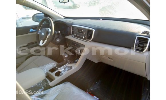 Buy Import Kia Sportage Brown Car in Import - Dubai in Great Comore Buy Import Kia Sportage Brown Car in Import - Dubai in Great Comore