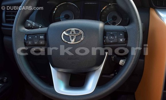 Acheter Import Voiture Toyota Fortuner Blanc à Import - Dubai, Grande Comore Acheter Import Voiture Toyota Fortuner Blanc à Import - Dubai, Grande Comore