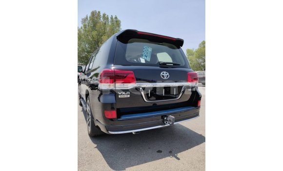 Buy Import Toyota Land Cruiser Black Car in Import - Dubai in Great Comore Buy Import Toyota Land Cruiser Black Car in Import - Dubai in Great Comore