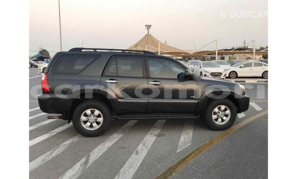 Acheter Import Voiture Toyota 4Runner Noir à Import - Dubai, Grande Comore Acheter Import Voiture Toyota 4Runner Noir à Import - Dubai, Grande Comore