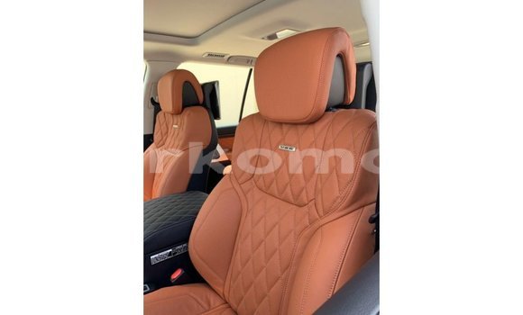 Buy Import Toyota Land Cruiser Black Car in Import - Dubai in Great Comore Buy Import Toyota Land Cruiser Black Car in Import - Dubai in Great Comore