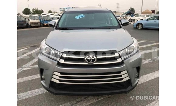 Acheter Import Voiture Toyota Highlander Autre à Import - Dubai, Grande Comore Acheter Import Voiture Toyota Highlander Autre à Import - Dubai, Grande Comore