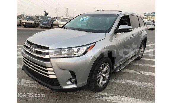 Acheter Import Voiture Toyota Highlander Autre à Import - Dubai, Grande Comore Acheter Import Voiture Toyota Highlander Autre à Import - Dubai, Grande Comore