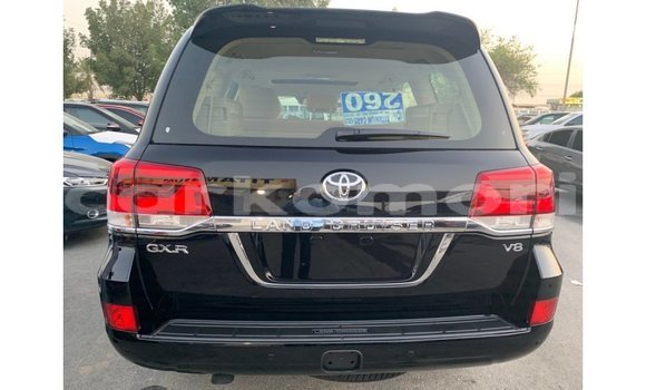 Buy Import Toyota Land Cruiser Black Car in Import - Dubai in Great Comore Buy Import Toyota Land Cruiser Black Car in Import - Dubai in Great Comore