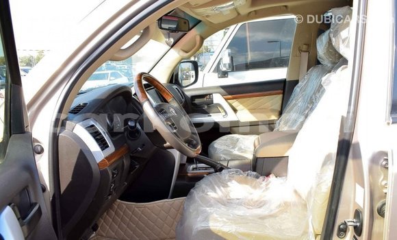 Acheter Import Voiture Toyota Land Cruiser Autre à Import - Dubai, Grande Comore Acheter Import Voiture Toyota Land Cruiser Autre à Import - Dubai, Grande Comore