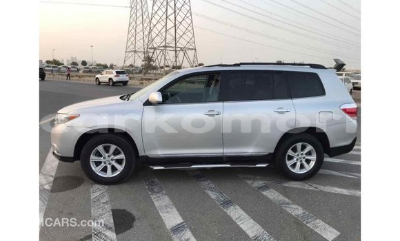 Acheter Import Voiture Toyota Highlander Autre à Import - Dubai, Grande Comore Acheter Import Voiture Toyota Highlander Autre à Import - Dubai, Grande Comore