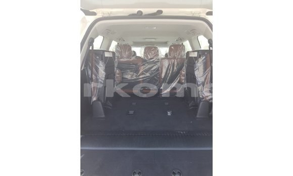 Buy Import Toyota Land Cruiser Brown Car in Import - Dubai in Great Comore Buy Import Toyota Land Cruiser Brown Car in Import - Dubai in Great Comore