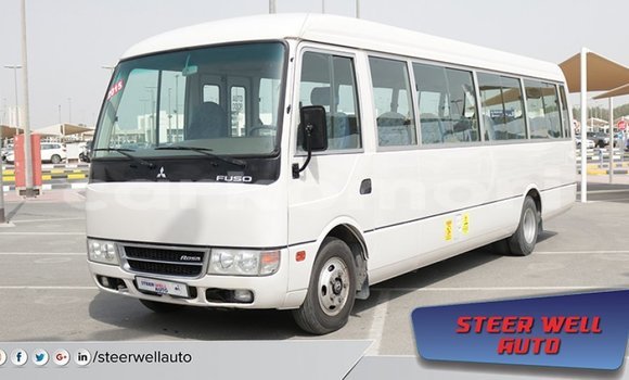 Buy Import Mitsubishi Carisma White Car in Import - Dubai in Great Comore Buy Import Mitsubishi Carisma White Car in Import - Dubai in Great Comore