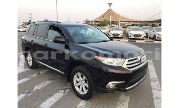 Acheter Import Voiture Toyota Highlander Noir à Import - Dubai, Grande Comore Acheter Import Voiture Toyota Highlander Noir à Import - Dubai, Grande Comore