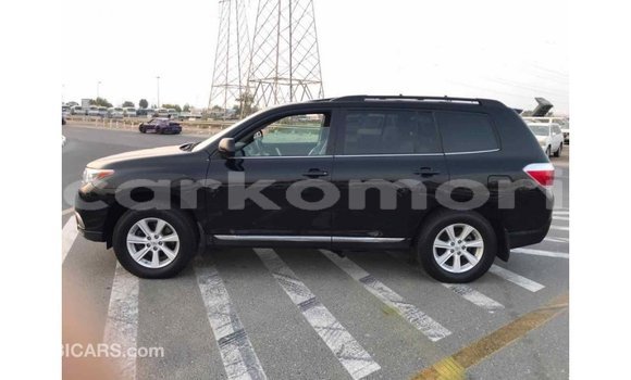 Acheter Import Voiture Toyota Highlander Noir à Import - Dubai, Grande Comore Acheter Import Voiture Toyota Highlander Noir à Import - Dubai, Grande Comore