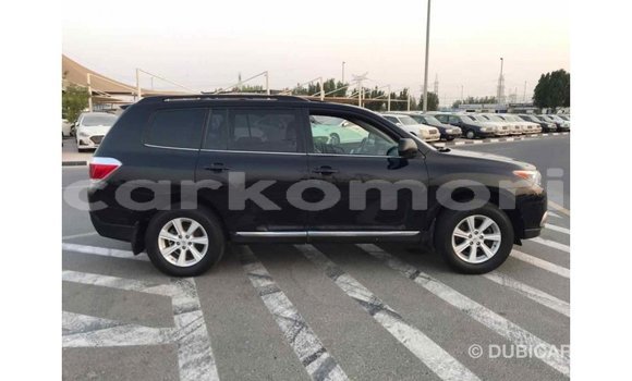 Acheter Import Voiture Toyota Highlander Noir à Import - Dubai, Grande Comore Acheter Import Voiture Toyota Highlander Noir à Import - Dubai, Grande Comore