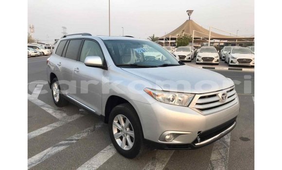 Acheter Import Voiture Toyota Highlander Autre à Import - Dubai, Grande Comore Acheter Import Voiture Toyota Highlander Autre à Import - Dubai, Grande Comore