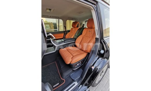 Buy Import Toyota Land Cruiser Black Car in Import - Dubai in Great Comore Buy Import Toyota Land Cruiser Black Car in Import - Dubai in Great Comore