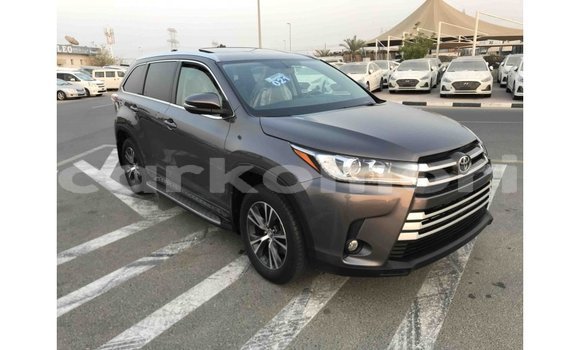 Acheter Import Voiture Toyota Highlander Autre à Import - Dubai, Grande Comore Acheter Import Voiture Toyota Highlander Autre à Import - Dubai, Grande Comore