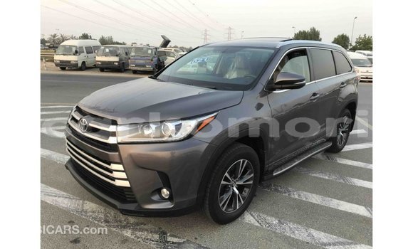 Acheter Import Voiture Toyota Highlander Autre à Import - Dubai, Grande Comore Acheter Import Voiture Toyota Highlander Autre à Import - Dubai, Grande Comore