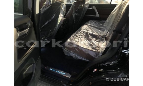 Buy Import Toyota Land Cruiser Black Car in Import - Dubai in Great Comore Buy Import Toyota Land Cruiser Black Car in Import - Dubai in Great Comore