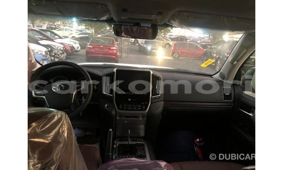 Buy Import Toyota Land Cruiser Black Car in Import - Dubai in Great Comore Buy Import Toyota Land Cruiser Black Car in Import - Dubai in Great Comore