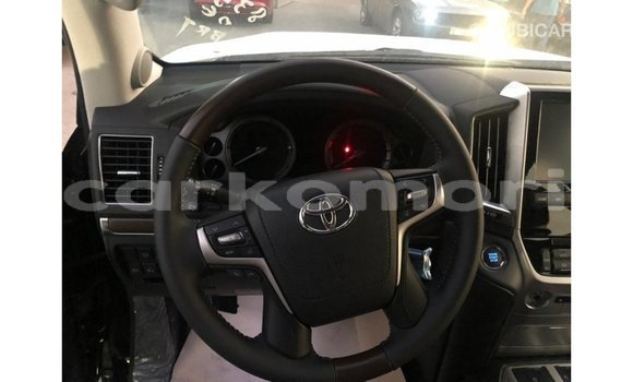 Buy Import Toyota Land Cruiser Black Car in Import - Dubai in Great Comore Buy Import Toyota Land Cruiser Black Car in Import - Dubai in Great Comore