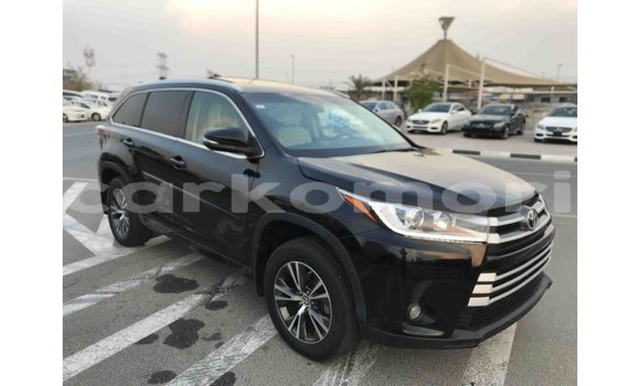 Acheter Import Voiture Toyota Highlander Noir à Import - Dubai, Grande Comore Acheter Import Voiture Toyota Highlander Noir à Import - Dubai, Grande Comore