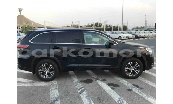 Acheter Import Voiture Toyota Highlander Noir à Import - Dubai, Grande Comore Acheter Import Voiture Toyota Highlander Noir à Import - Dubai, Grande Comore