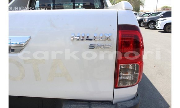 Buy Import Toyota Hilux White Car in Import - Dubai in Great Comore Buy Import Toyota Hilux White Car in Import - Dubai in Great Comore