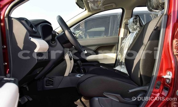 Acheter Import Voiture Toyota Rush Rouge à Import - Dubai, Grande Comore Acheter Import Voiture Toyota Rush Rouge à Import - Dubai, Grande Comore