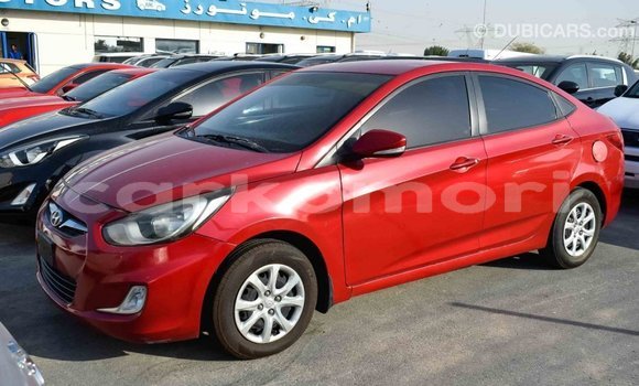 Acheter Import Voiture Hyundai Accent Rouge à Import - Dubai, Grande Comore Acheter Import Voiture Hyundai Accent Rouge à Import - Dubai, Grande Comore