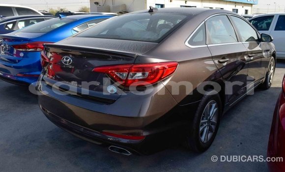 Acheter Import Voiture Hyundai Sonata Marron à Import - Dubai, Grande Comore Acheter Import Voiture Hyundai Sonata Marron à Import - Dubai, Grande Comore