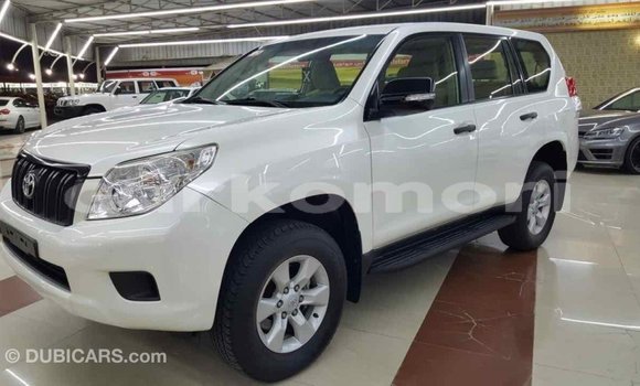 Acheter Import Voiture Toyota Prado Blanc à Import - Dubai, Grande Comore Acheter Import Voiture Toyota Prado Blanc à Import - Dubai, Grande Comore