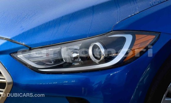 Acheter Import Voiture Hyundai Elantra Bleu à Import - Dubai, Grande Comore Acheter Import Voiture Hyundai Elantra Bleu à Import - Dubai, Grande Comore