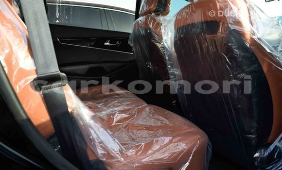Acheter Import Voiture Kia Sorento Noir à Import - Dubai, Grande Comore Acheter Import Voiture Kia Sorento Noir à Import - Dubai, Grande Comore