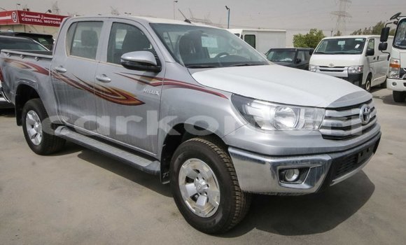 Acheter Import Voiture Toyota Hilux Autre à Import - Dubai, Grande Comore Acheter Import Voiture Toyota Hilux Autre à Import - Dubai, Grande Comore