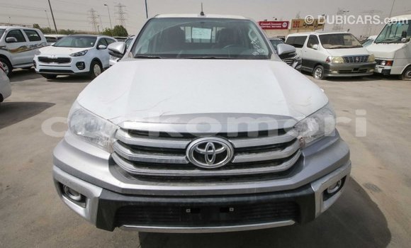 Acheter Import Voiture Toyota Hilux Autre à Import - Dubai, Grande Comore Acheter Import Voiture Toyota Hilux Autre à Import - Dubai, Grande Comore