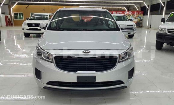 Acheter Import Voiture Kia Carnival Autre à Import - Dubai, Grande Comore Acheter Import Voiture Kia Carnival Autre à Import - Dubai, Grande Comore