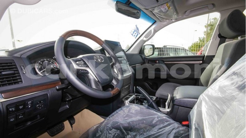 Big with watermark toyota land cruiser grande comore import dubai 1296