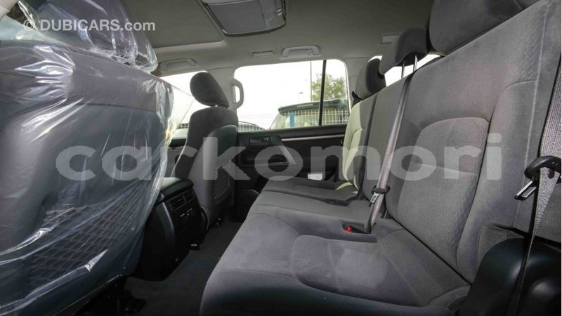 Big with watermark toyota land cruiser grande comore import dubai 1296