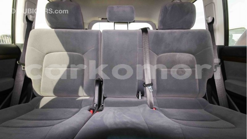 Big with watermark toyota land cruiser grande comore import dubai 1296