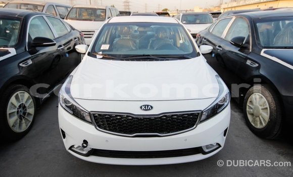 Acheter Import Voiture Kia Cerato Blanc à Import - Dubai, Grande Comore Acheter Import Voiture Kia Cerato Blanc à Import - Dubai, Grande Comore
