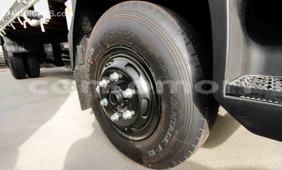 Acheter Import Voiture Hyundai Accent Blanc à Import - Dubai, Grande Comore Acheter Import Voiture Hyundai Accent Blanc à Import - Dubai, Grande Comore