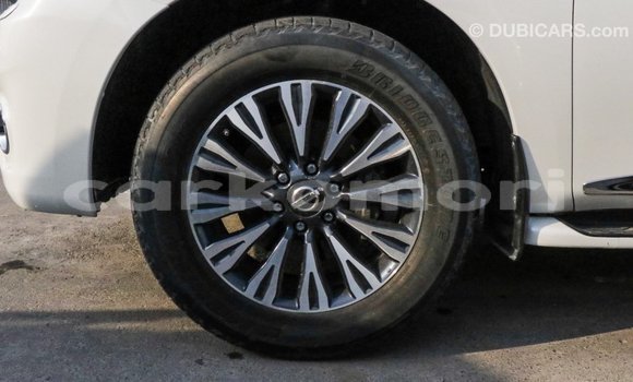 Acheter Import Voiture Nissan Patrol Blanc à Import - Dubai, Grande Comore Acheter Import Voiture Nissan Patrol Blanc à Import - Dubai, Grande Comore