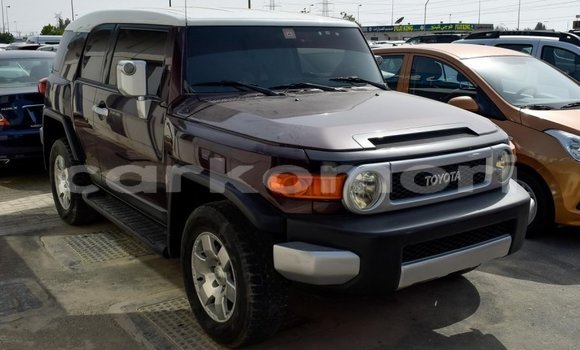 Acheter Import Voiture Toyota FJ Cruiser Autre à Import - Dubai, Grande Comore Acheter Import Voiture Toyota FJ Cruiser Autre à Import - Dubai, Grande Comore