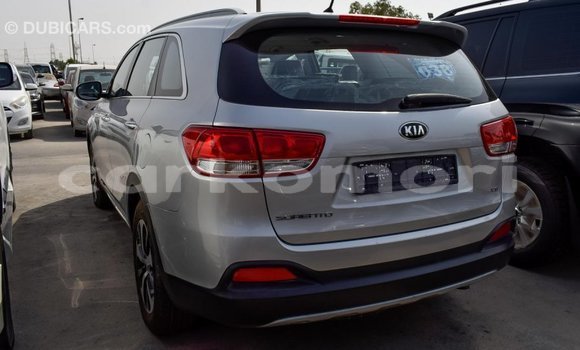 Acheter Import Voiture Kia Sorento Autre à Import - Dubai, Grande Comore Acheter Import Voiture Kia Sorento Autre à Import - Dubai, Grande Comore